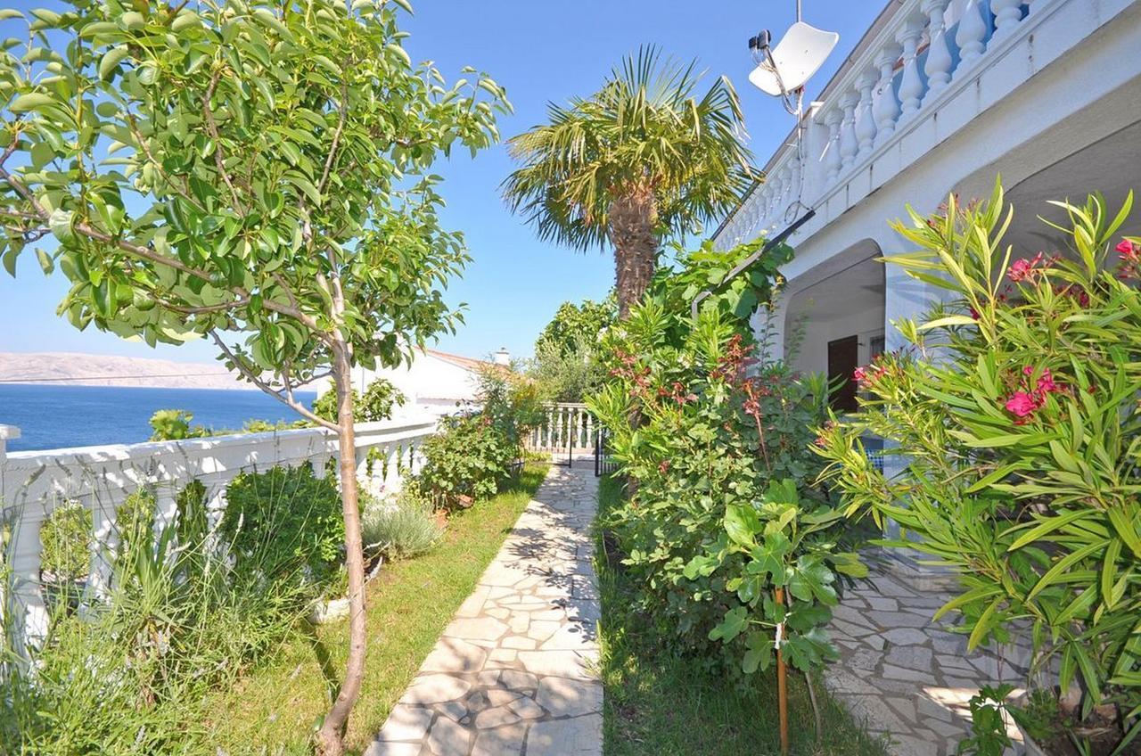 Apartments Lucia Senj  Extérieur photo
