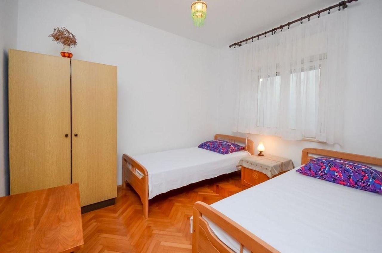 Apartments Lucia Senj  Extérieur photo